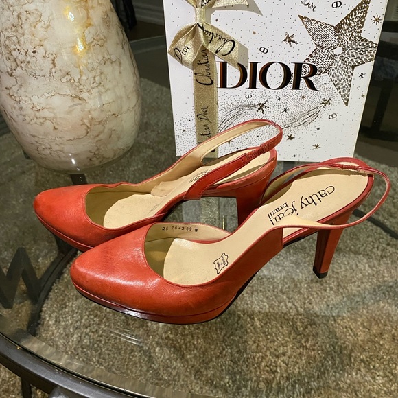 Ladies heels - Picture 2 of 4